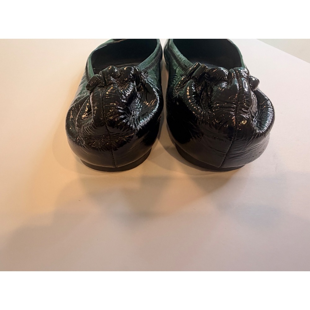 Tory Burch Reva Black Patent Leather Ballet Flats Scrunch Back Size 9 - Picture 3 of 7